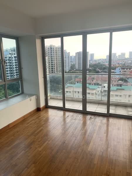 Esta Ruby Condominium For Sale at S$ 1,750,000 | PropertyGuru Singapore - Balcony