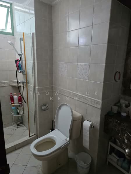 Signature Park, 50 Toh Tuck Road, 3 Bedrooms, 1,399 sqft, Condominium For Rent, by Yeow Teck Beng, 500099128 - Bathroom - PropertyGuru.com.sg