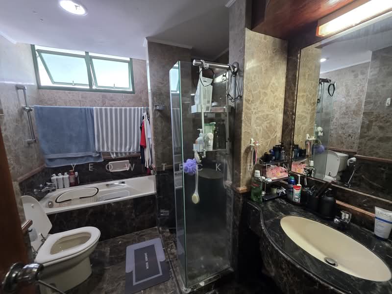 Signature Park, 50 Toh Tuck Road, 3 Bedrooms, 1,399 sqft, Condominium For Rent, by Yeow Teck Beng, 500099128 - Bathroom - PropertyGuru.com.sg