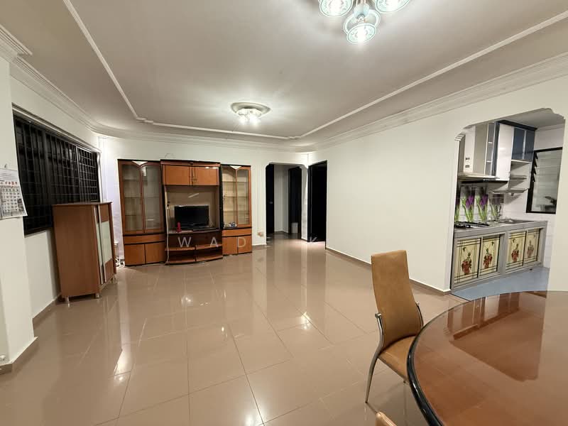 154 Jalan Teck Whye, 154 Jalan Teck Whye, Room Rental, 195 sqft, HDB Flat For Rent, by Wade Koh, 500099150 - Living Room - PropertyGuru.com.sg