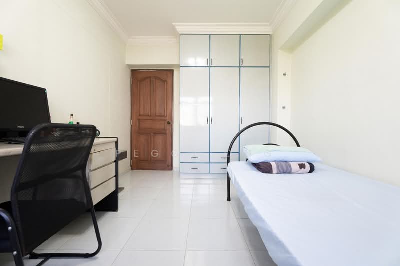 203A Compassvale Road HDB Flat For Sale at S$ 768,888 | PropertyGuru Singapore - Bedroom