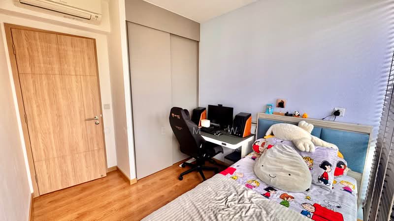 Hundred Palms Residences Executive Condominium For Sale at S$ 2,500,000 | PropertyGuru Singapore - Bedroom