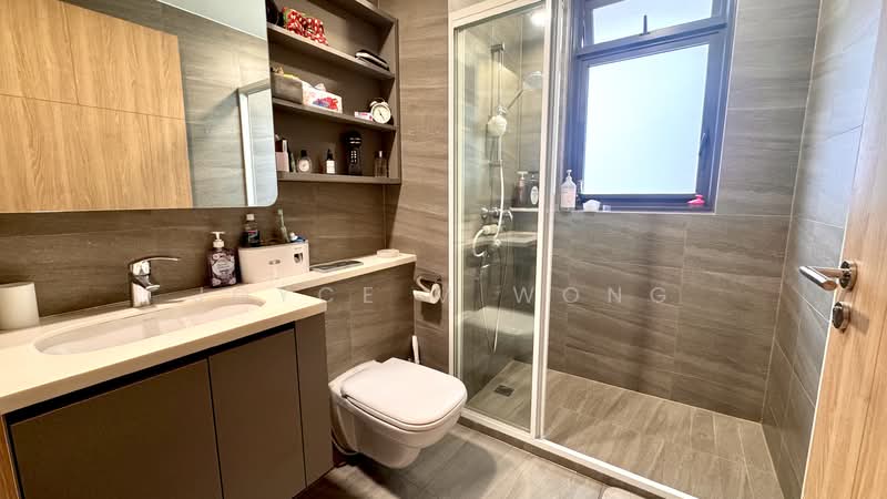 Hundred Palms Residences Executive Condominium For Sale at S$ 2,500,000 | PropertyGuru Singapore - Bathroom