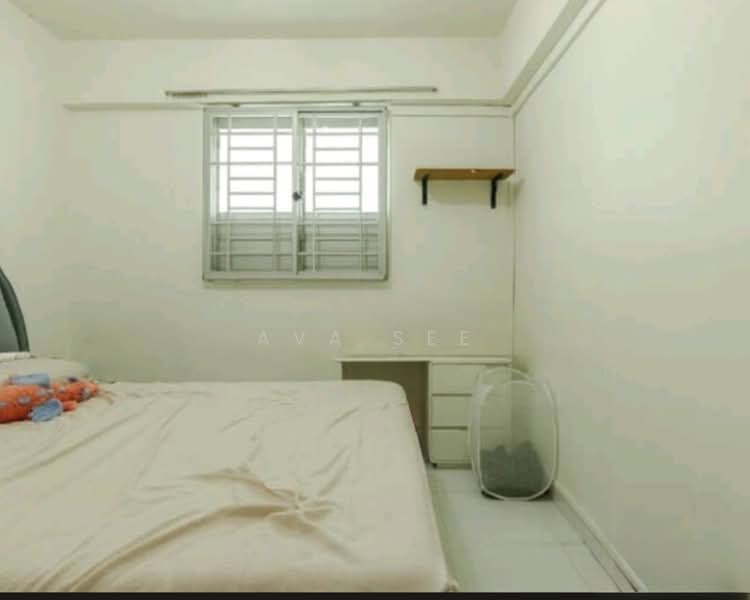 416 Ang Mo Kio Avenue 10, 416 Ang Mo Kio Avenue 10, Room Rental, 120 sqft, HDB Flat For Rent, by Ava See, 500099168 - Bedroom - PropertyGuru.com.sg