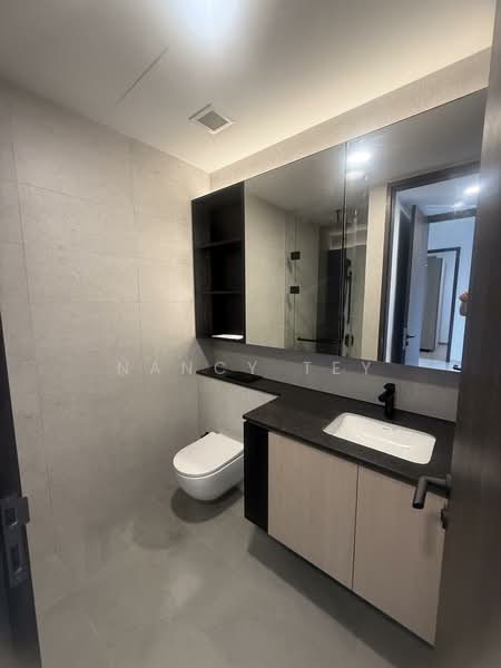 Jervois Mansion, 4 Jervois Close, 2 Bedrooms, 678 sqft, Condominium For Rent, by Nancy Tey, 500099172 - Bathroom - PropertyGuru.com.sg