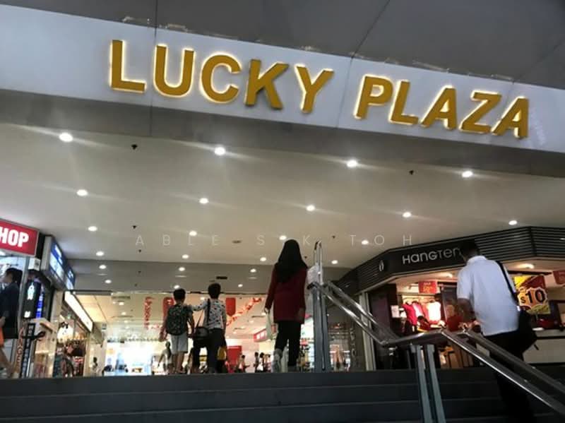 LUCKY PLAZA