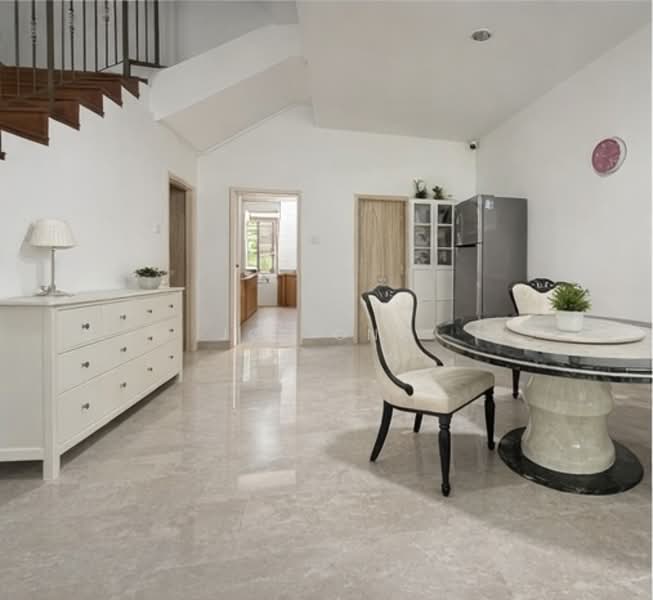 Eastwood Park Terraced House For Sale at S$ 3,250,000 | PropertyGuru Singapore - Interior