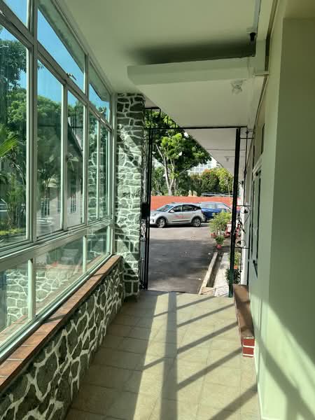 Michel Apartment, 291 Tanglin Road, 2 Bedrooms, 1,100 sqft, Walk-up Apartment For Rent, by Tan Siew Lay, 500099202 - Exterior - PropertyGuru.com.sg