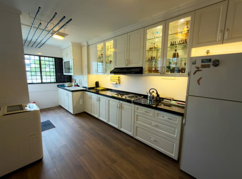 601 Bedok Reservoir Road HDB Flat For Sale at S$ 650,000 | PropertyGuru Singapore - Kitchen