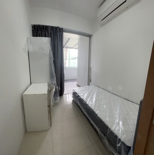 The Centris, 65 Jurong West Central 3, Room Rental, 70 sqft, Apartment For Rent, by Winnie Ding, 500099207 - Bedroom - PropertyGuru.com.sg