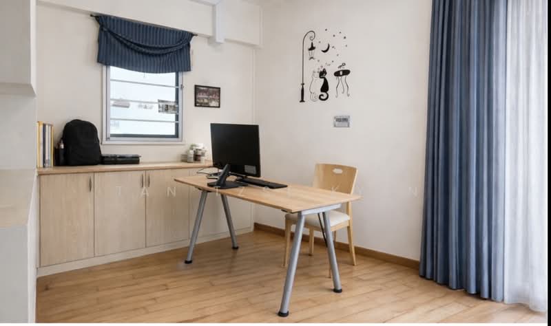 467A Admiralty Drive HDB Flat For Sale at S$ 625,000 | PropertyGuru Singapore - Study