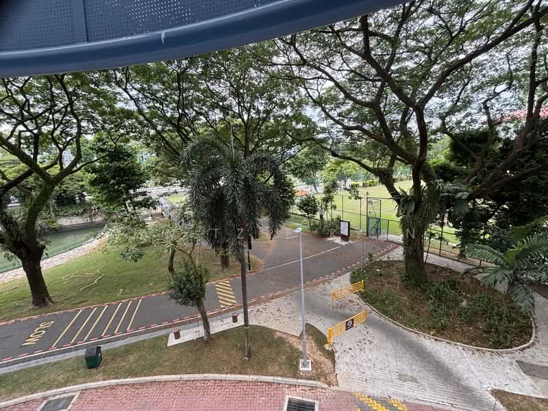 467A Admiralty Drive HDB Flat For Sale at S$ 625,000 | PropertyGuru Singapore - Exterior