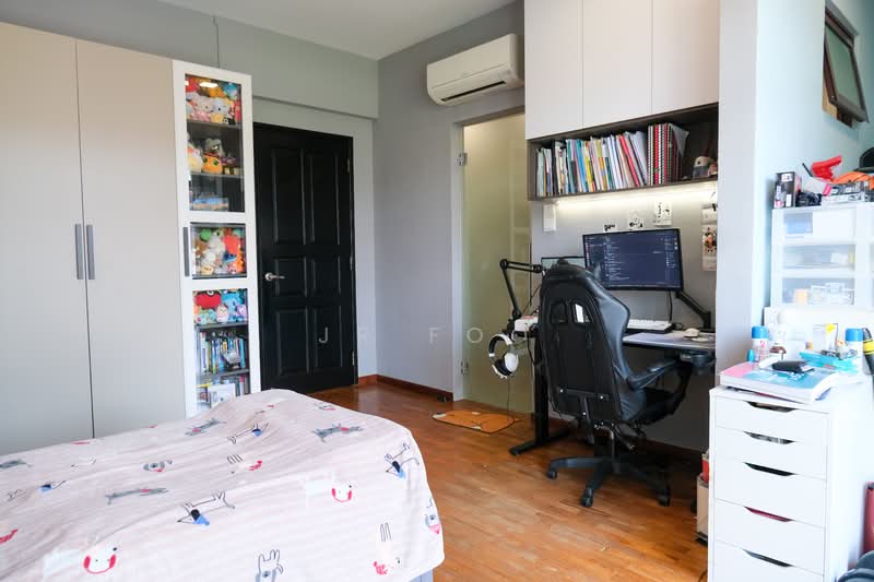 The Riverina Terraced House For Sale at S$ 2,850,000 | PropertyGuru Singapore - Junior Master 2