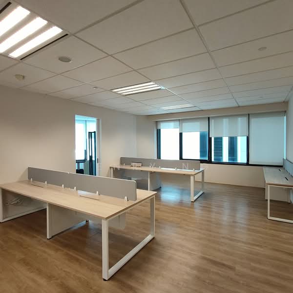 Six Battery Road Building, 6 Battery Road, 1,615 sqft, Office For Rent, by Henry Ng, 500099215 - Interior - CommercialGuru.com.sg