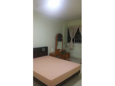 For Rent - 157 Tampines Street 12