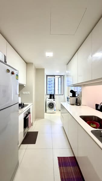 Bedok Residences, 24 Bedok North Drive, 3 Bedrooms, 1,216 sqft, Condominium For Rent, by Chen Chen, 500099217 - Kitchen - PropertyGuru.com.sg