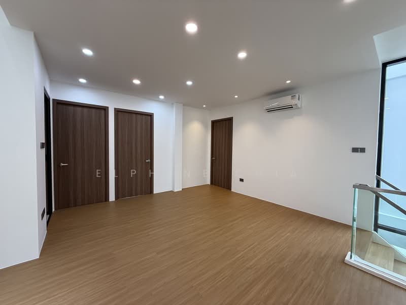 Opera Estate Corner Terrace For Sale at S$ 8,688,000 | PropertyGuru Singapore - Family Area
