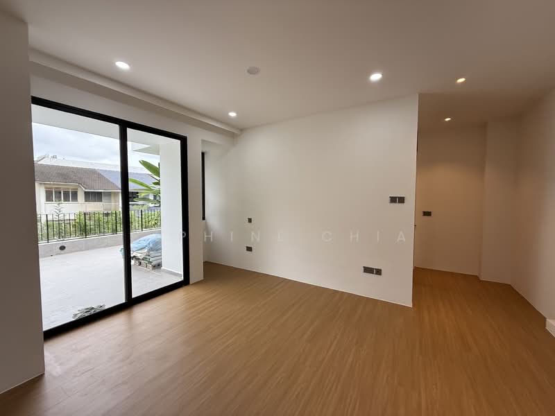 Opera Estate Corner Terrace For Sale at S$ 8,688,000 | PropertyGuru Singapore - Master Bedroom