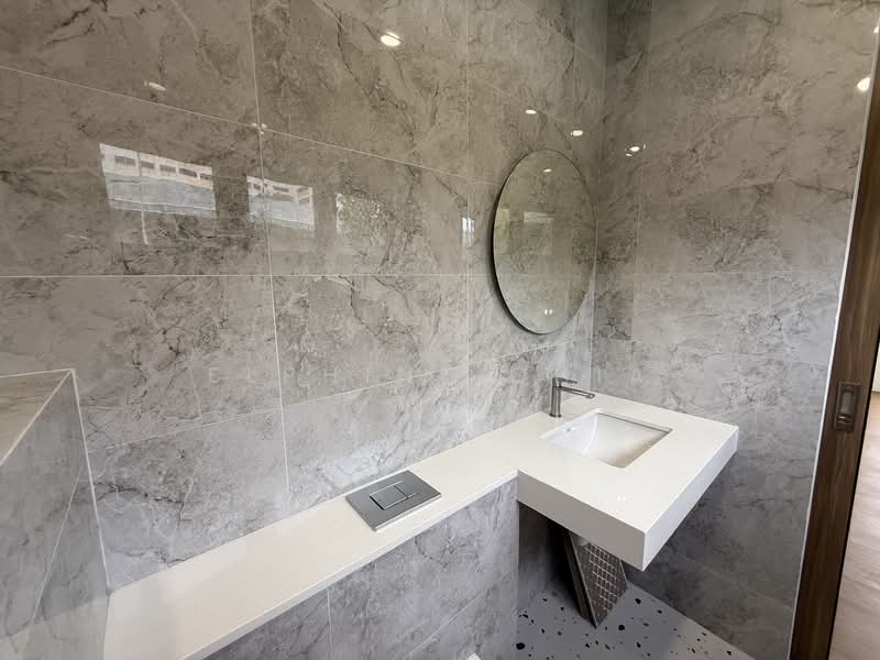 Opera Estate Corner Terrace For Sale at S$ 8,688,000 | PropertyGuru Singapore - Bathroom