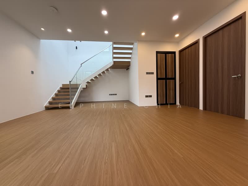 Opera Estate, Terang Bulan Avenue, 6 Bedrooms, 3,195 sqft, Corner Terrace For Sale, by Elphine Chia, 500099218 - Family Area - PropertyGuru.com.sg
