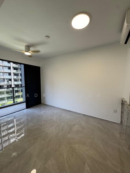 Tembusu Grand, 94 Jalan Tembusu, 2 Bedrooms, 743 sqft, Condominium For Rent, by Adrian Koh, 500099219 - Balcony - PropertyGuru.com.sg