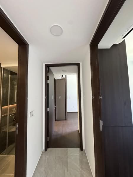 Tembusu Grand, 94 Jalan Tembusu, 2 Bedrooms, 743 sqft, Condominium For Rent, by Adrian Koh, 500099219 - Corridor - PropertyGuru.com.sg