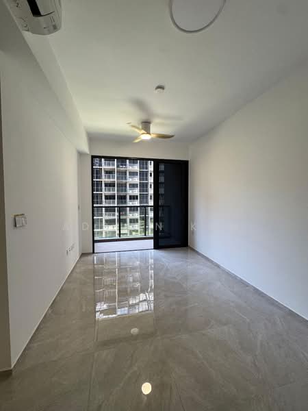 Tembusu Grand, 94 Jalan Tembusu, 2 Bedrooms, 743 sqft, Condominium For Rent, by Adrian Koh, 500099219 - Living Room - PropertyGuru.com.sg