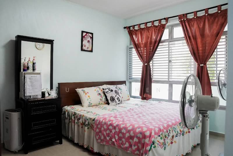 211D Compassvale Lane, 211D Compassvale Lane, 3 Bedrooms, 1,001 sqft, HDB Flat For Sale, by Queenie Heng, 500099231 - Bedroom - PropertyGuru.com.sg