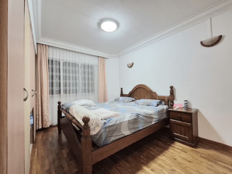 546 Woodlands Drive 16 HDB Flat For Sale at S$ 698,000 | PropertyGuru Singapore - Bedroom