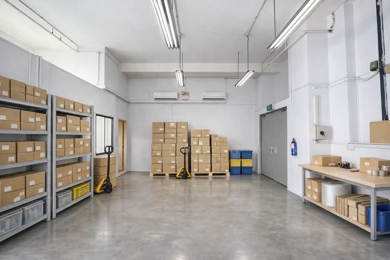 Midview Building, 50 Bukit Batok Street 23, 1,204 sqft, Light Industrial (B1) For Sale, by Ignatius Tang, 500099239 - Interior - CommercialGuru.com.sg