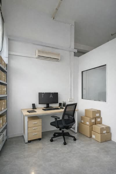 Midview Building, 50 Bukit Batok Street 23, 1,204 sqft, Light Industrial (B1) For Sale, by Ignatius Tang, 500099239 - Study - CommercialGuru.com.sg
