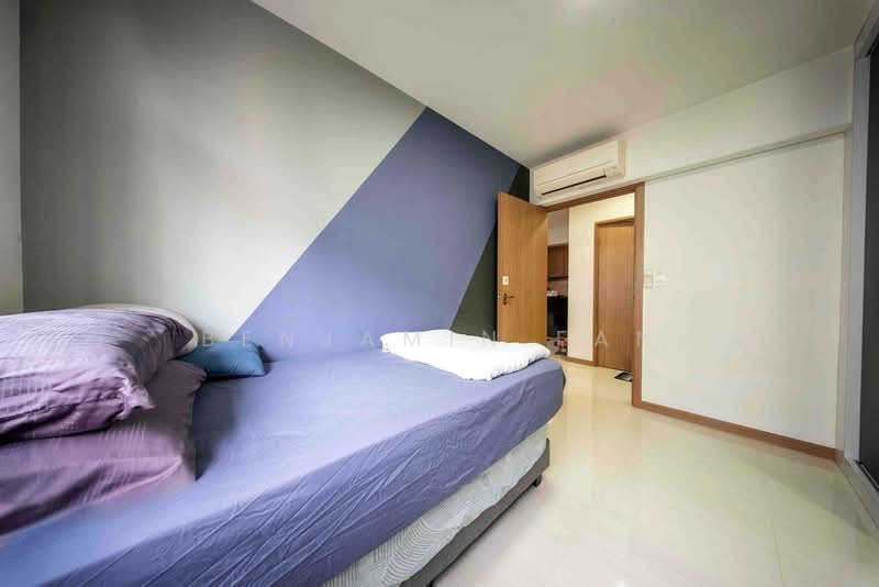 461D Bukit Batok West Avenue 8 HDB Flat For Sale at S$ 828,000 | PropertyGuru Singapore - Bedroom