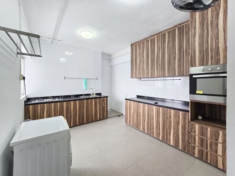 170 Bukit Batok West Avenue 8, 170 Bukit Batok West Avenue 8, 3 Bedrooms, 1,496 sqft, HDB Flat For Sale, by Laura Christina Lee, 500099257 - Kitchen - PropertyGuru.com.sg