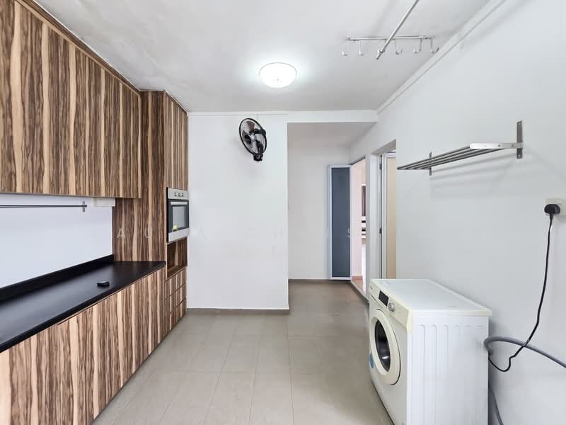 170 Bukit Batok West Avenue 8, 170 Bukit Batok West Avenue 8, 3 Bedrooms, 1,496 sqft, HDB Flat For Sale, by Laura Christina Lee, 500099257 - Kitchen - PropertyGuru.com.sg