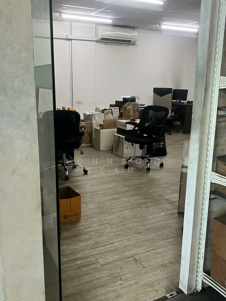 West Connect Building, 10 Buroh Street, 2,819 sqft, Factory / Workshop (B2) For Sale, by Johnson Seah, 500099287 - Interior - CommercialGuru.com.sg