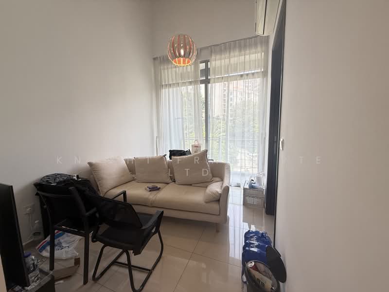 Oxley Edge Condominium For Sale at S$ 2,179,999 | PropertyGuru Singapore - Living Room