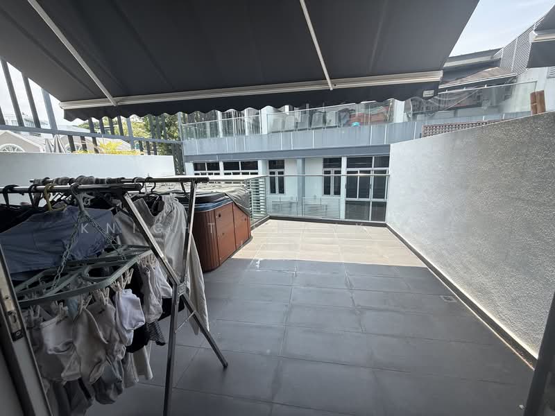 Oxley Edge Condominium For Sale at S$ 2,179,999 | PropertyGuru Singapore - Balcony