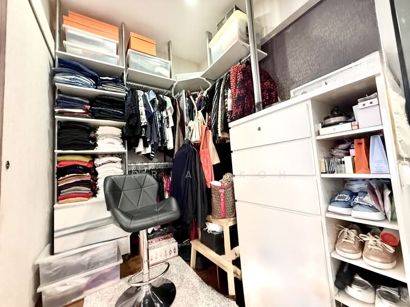 D'Manor Terraced House For Sale at S$ 2,890,000 | PropertyGuru Singapore - Interior