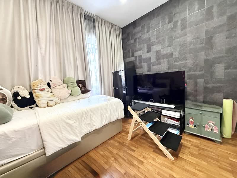 D'Manor Terraced House For Sale at S$ 2,890,000 | PropertyGuru Singapore - Bedroom