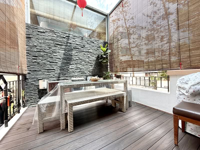 D'Manor Terraced House For Sale at S$ 2,890,000 | PropertyGuru Singapore - Balcony