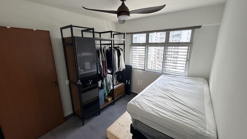 140D Corporation Drive HDB Flat For Sale at S$ 710,000 | PropertyGuru Singapore - Common bedroom 2