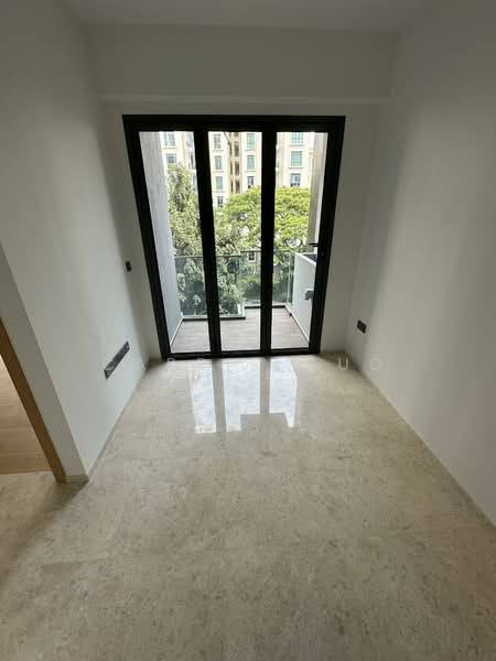 Hill House, 10A-11 Institution Hill, 10B, 2 Bedrooms, 624 sqft, Condominium For Rent, by Carrie Guo, 500099334 - Balcony - PropertyGuru.com.sg