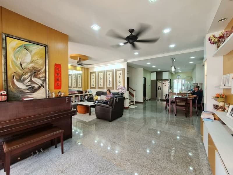 Yio Chu Kang Gardens Terraced House For Sale at S$ 4,800,000 | PropertyGuru Singapore - Living Room
