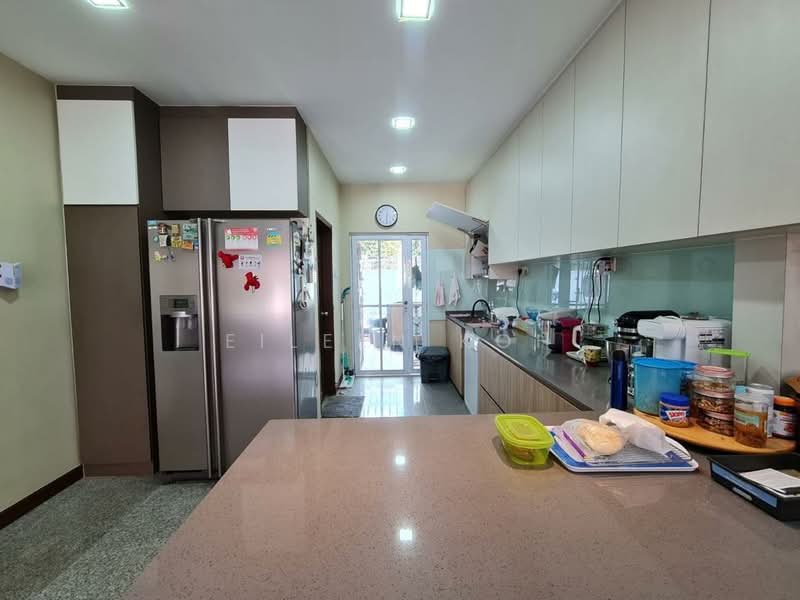 Yio Chu Kang Gardens Terraced House For Sale at S$ 4,800,000 | PropertyGuru Singapore - Kitchen