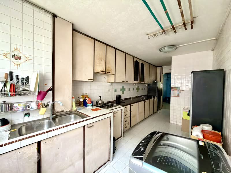 766 Yishun Avenue 3, 766 Yishun Avenue 3, 3 Bedrooms, 904 sqft, HDB Flat For Sale, by Scott Loh, 500099342 - Kitchen - PropertyGuru.com.sg