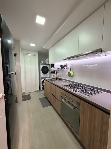 Rivercove Residences EC Condominium For Sale at S$ 1,599,999 | PropertyGuru Singapore - Kitchen