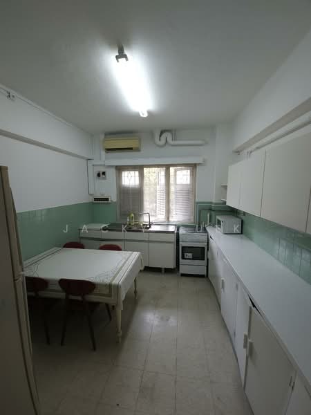 8 tree hill, , Room Rental, 130 sqft, Apartment For Rent, by Jacky Quek, 500099344 - Kitchen - PropertyGuru.com.sg
