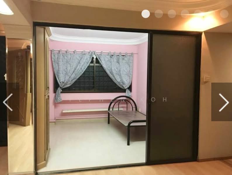 797 Woodlands Drive 72 HDB Flat For Sale at S$ 868,000 | PropertyGuru Singapore - Bedroom