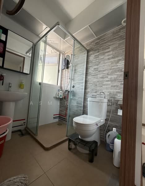 460C Bukit Batok West Avenue 9, 460C Bukit Batok West Avenue 9, 1 Bedroom, 400 sqft, HDB Flat For Rent, by Asmine Tan, 500099357 - Bathroom - PropertyGuru.com.sg