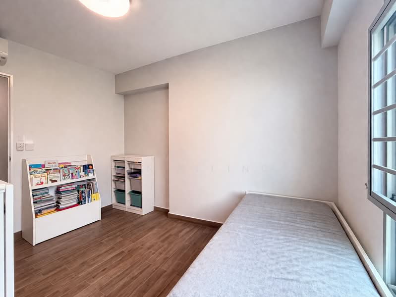 443A Fernvale Road HDB Flat For Sale at S$ 699,999 | PropertyGuru Singapore - Bedroom 3